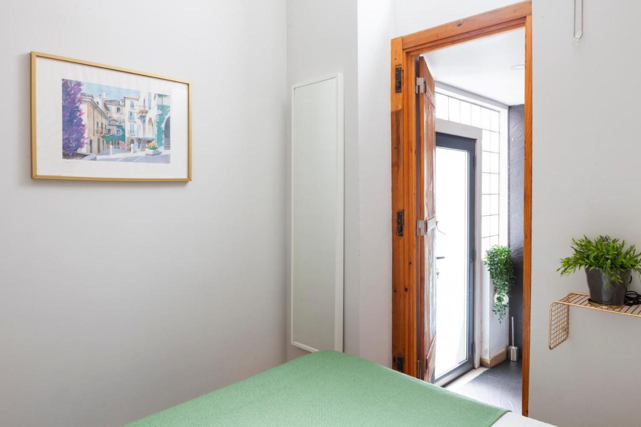 Alfama Terrace Apartment With Authentic XVIII Tiles And Historic Notes 3 Bedrooms & 2 Bathrooms Ac Lissabon Exterior foto