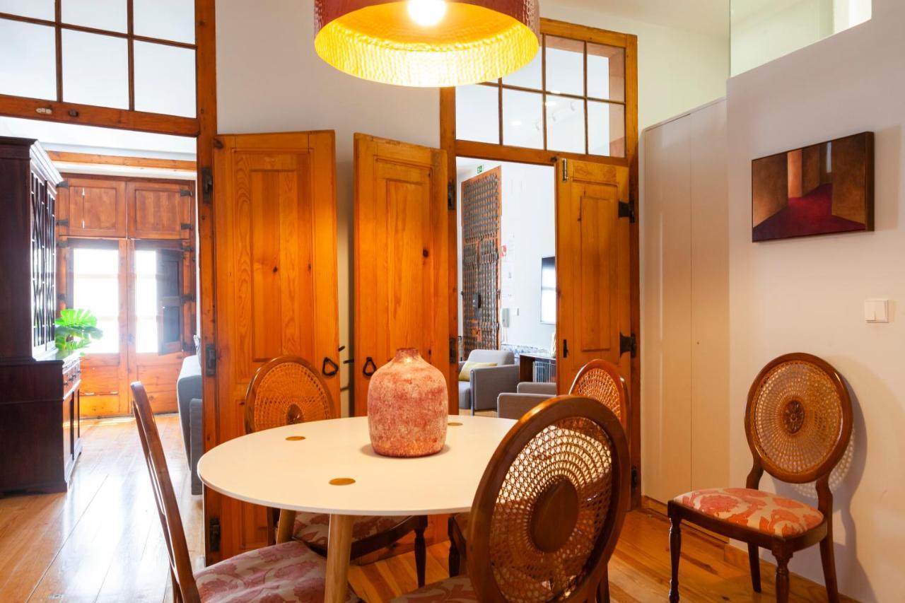 Alfama Terrace Apartment With Authentic XVIII Tiles And Historic Notes 3 Bedrooms & 2 Bathrooms Ac Lissabon Exterior foto